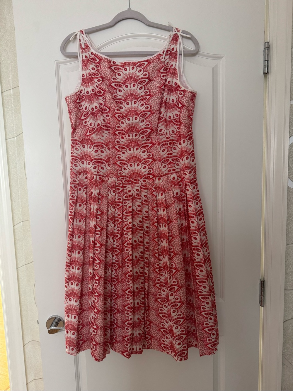 Brooks Brothers Red and White Printed Chemise